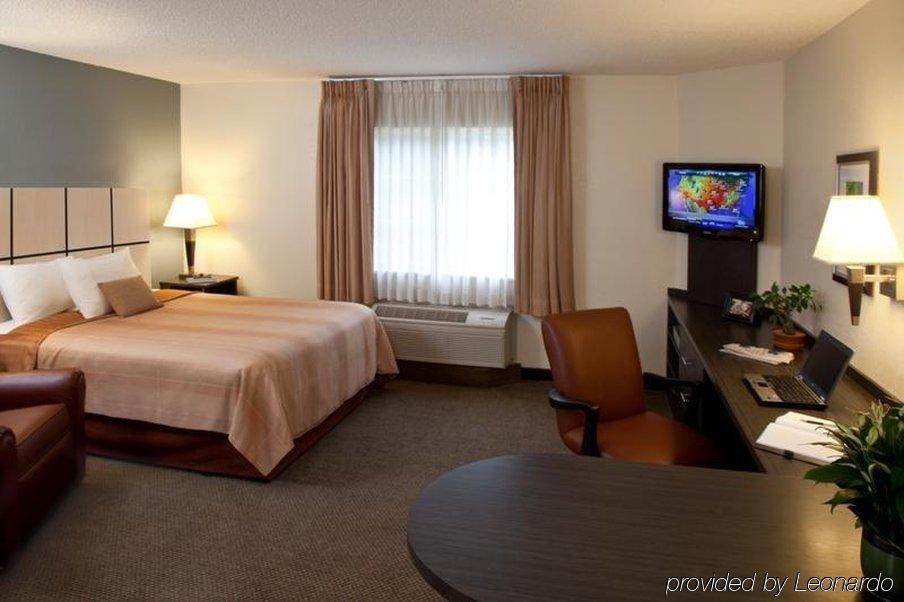 Sonesta Simply Detroit